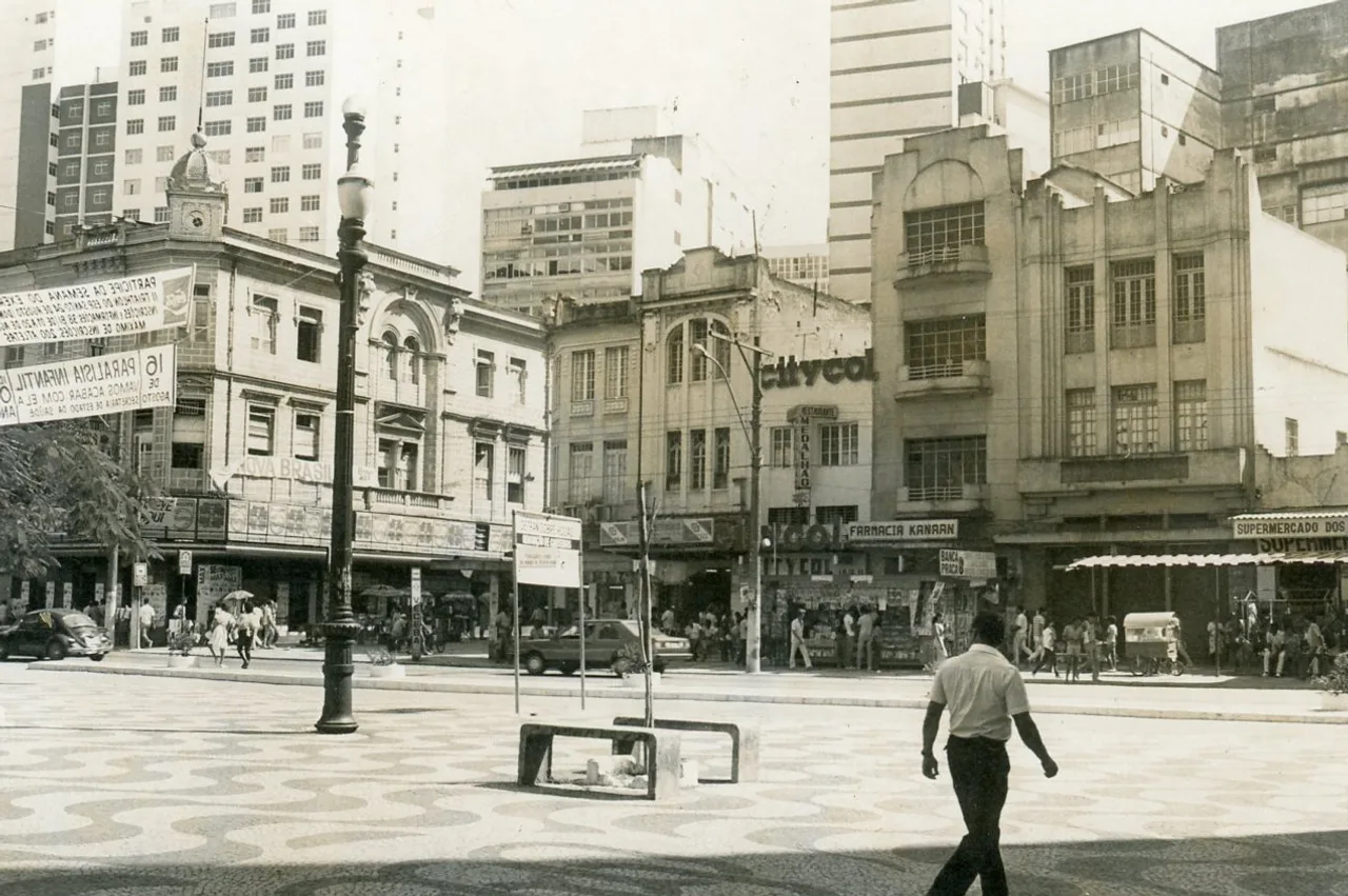 Centro em fotografia histórica, 46 de 52