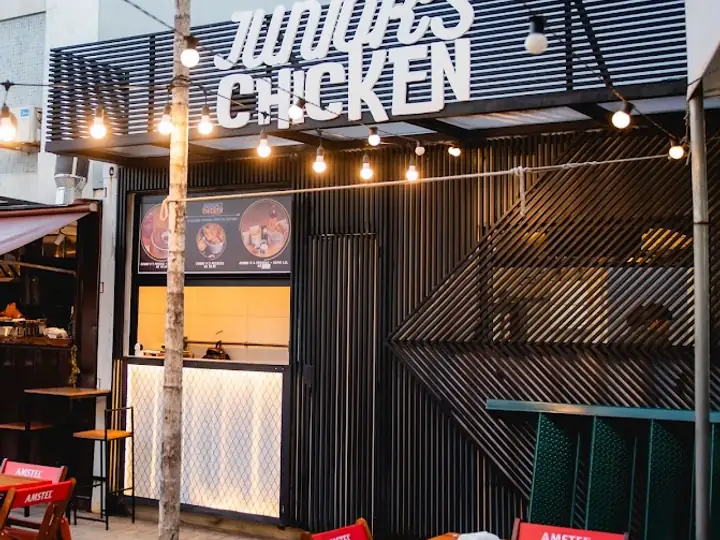 Bê Chicken - Frango frito crocante e burgers em Vitória ES