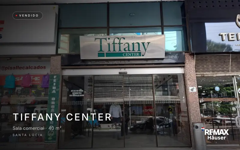 Tiffany Center, Sala comercial · 40 m², vendido pela Häuser em Santa Lúcia
